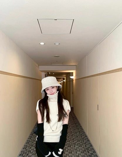 Fri. 疊穿高手堆堆領針織背心 卡其