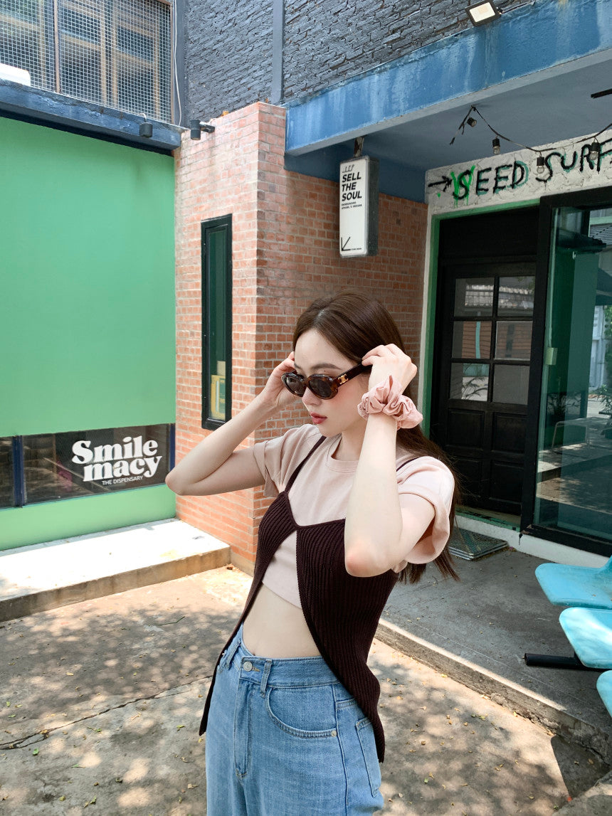 Thu. 撞色短版上衣+開叉背心 粉T棕色背心