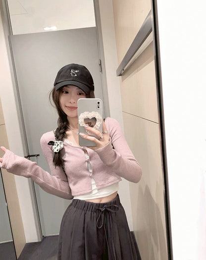 Fri. 女團甜心性感蠻腰排扣上衣 粉/黑/奶綠