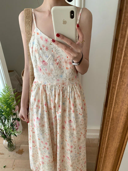 Mon. 文藝甜心碎花花園吊帶連身裙