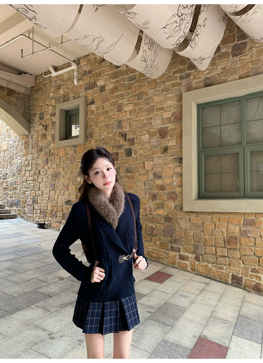 Mon. 格溫小鎮藏藍學院風麻花針織皮釦外套（無毛毛領）