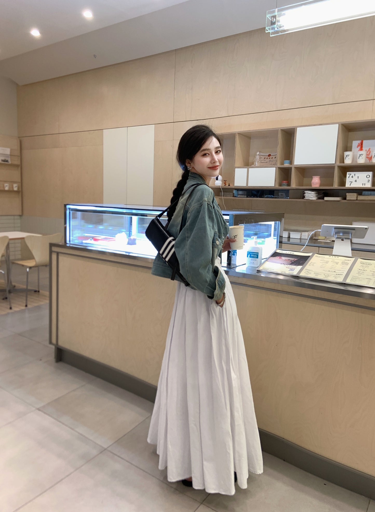 Sat. 圓領口刷色牛仔薄外套