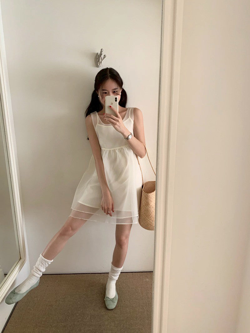 Mon. 雲朵飄飄後繫帶蝴蝶結網紗連身裙