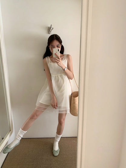 Mon. 雲朵飄飄後繫帶蝴蝶結網紗連身裙