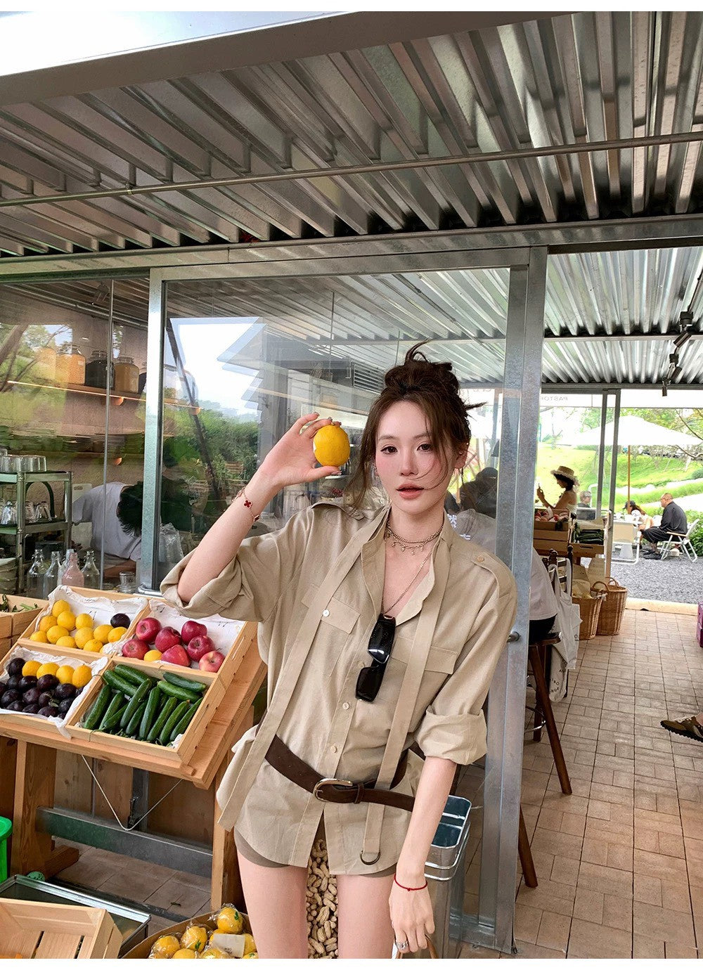 Mon. 復古蘇黎世繫帶式卡其襯衫