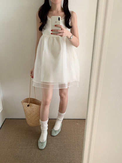 Mon. 雲朵飄飄後繫帶蝴蝶結網紗連身裙