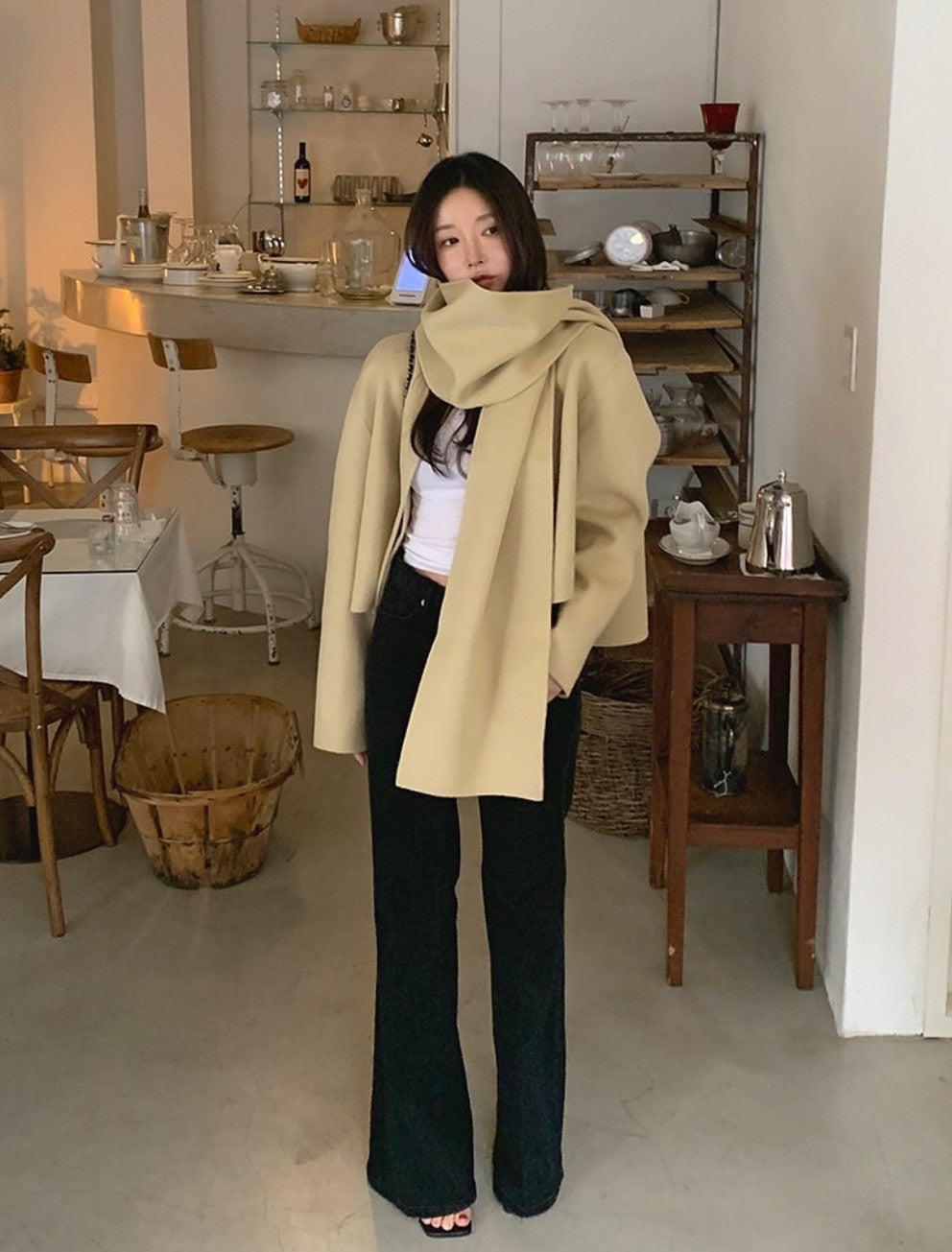 Mon. 各色百搭!優雅圍巾外套兩件套 奶卡