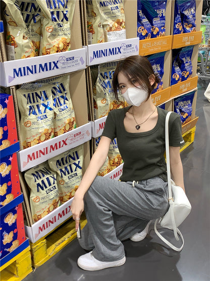 Wed. 大U領華夫格短版上衣 綠