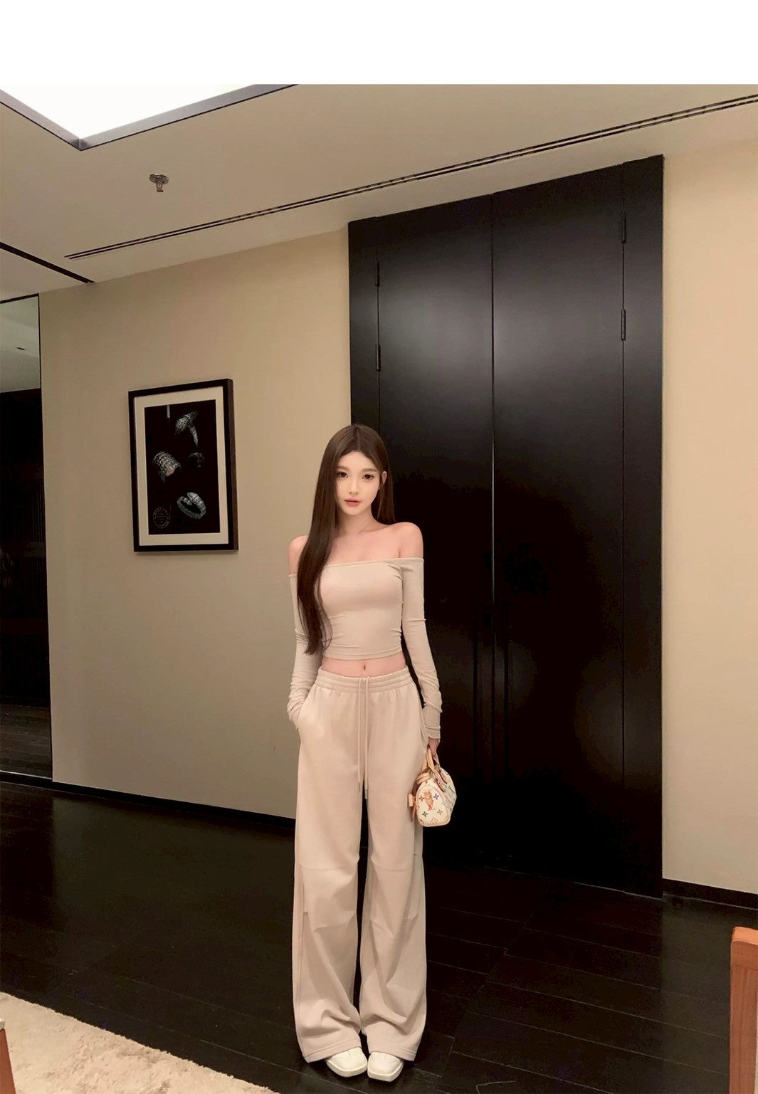 Tue. 韓女一字領顯瘦長袖上衣 鬆緊休閒褲 杏