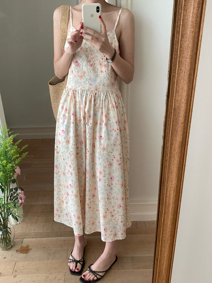 Mon. 文藝甜心碎花花園吊帶連身裙