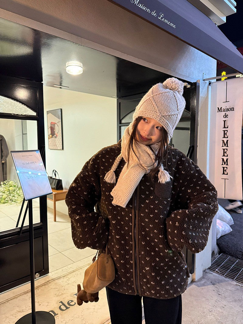 Fri. 莓莓榛果派‘’厚實立領小口袋羔毛針織外套 愛心松果咖