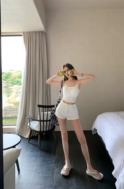 Mon. 休閒百搭高腰修身短褲 白