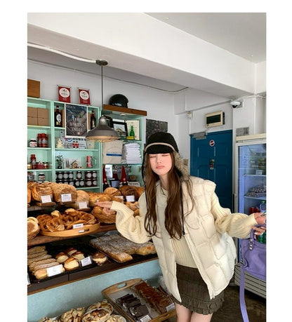 Thu. 麥迪大道小天使刺繡圓領羊毛衣 米