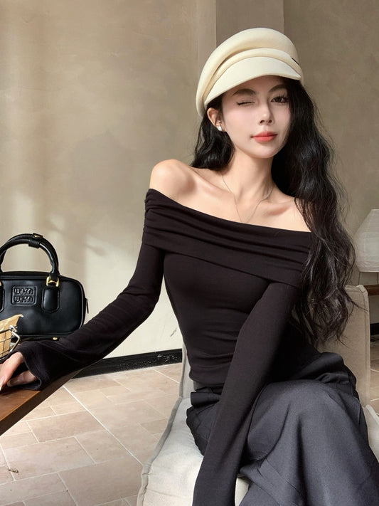 Wed. 基礎彈力百搭一字領上衣 黑/米白