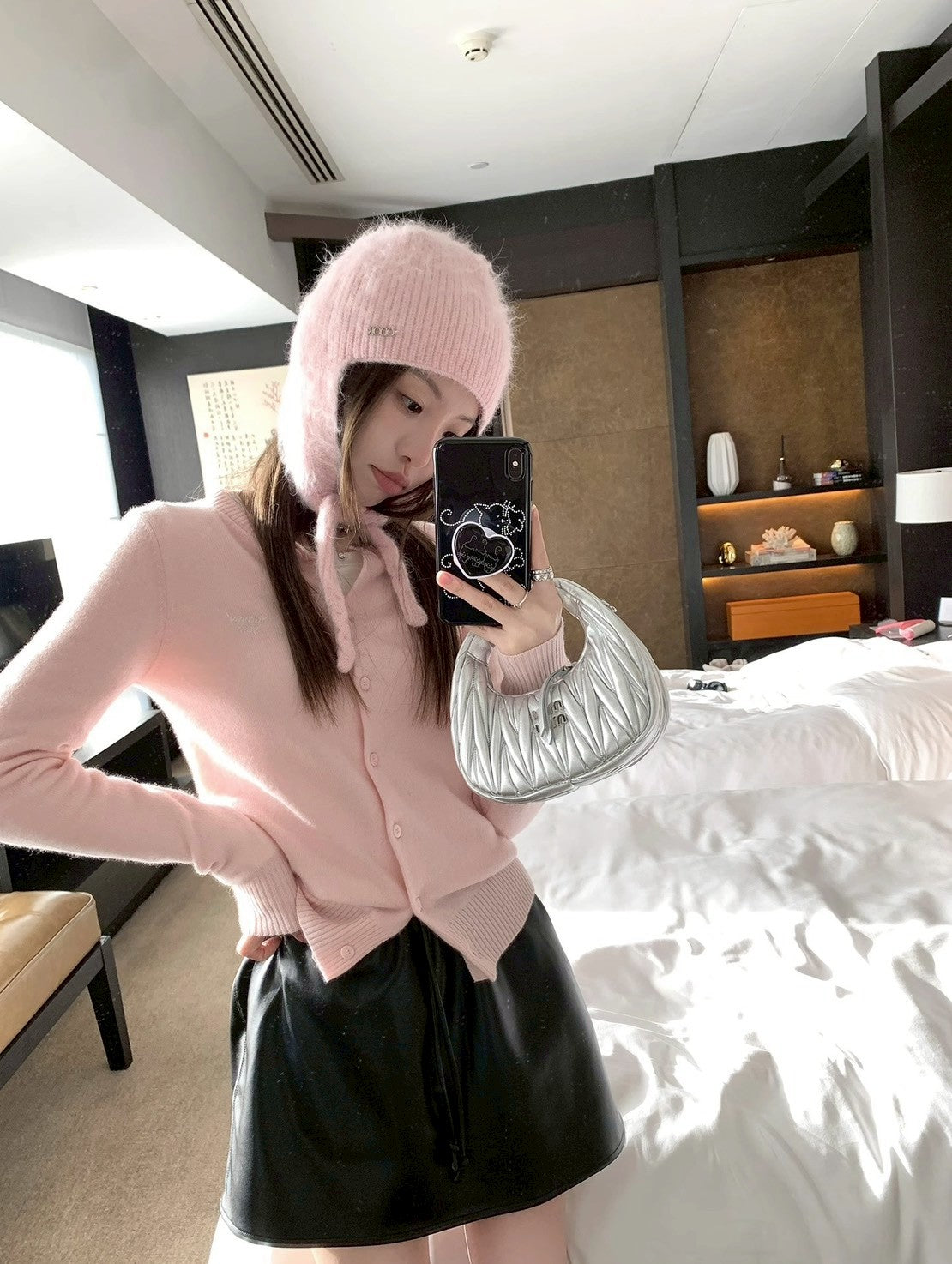 Fri. 到了皮裙的季節好看百搭鬆緊皮半裙