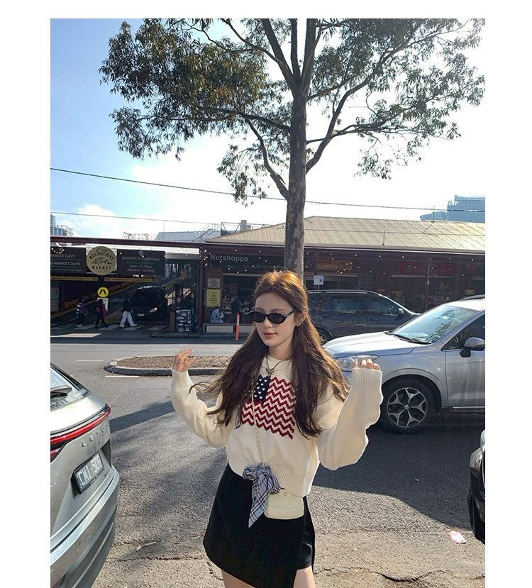 Thu. 一眼街拍美式印花圓領可愛毛衣 杏