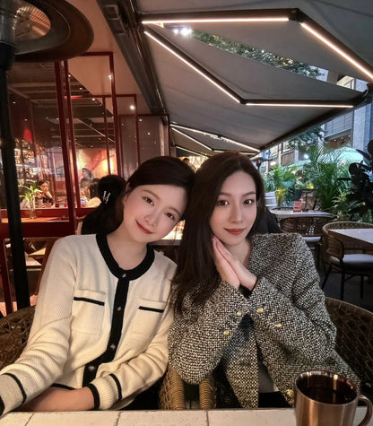 Mon. 淡顏可穿圓領撞色針織外套