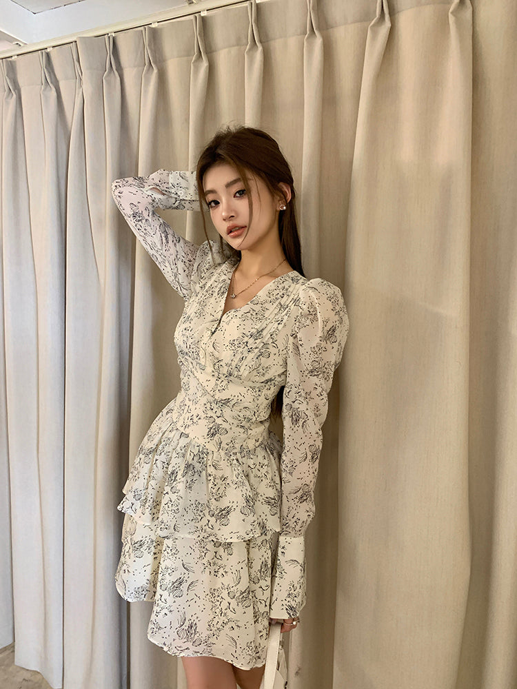 Sun. v領秀場風碎花連身裙