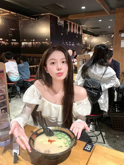 Fri. Vtg小香典藏一字荷葉領提花上衣 奶杏色