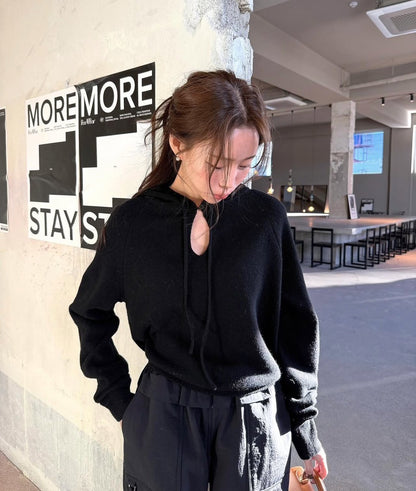 Mon. 慵懶鈕扣帽針織上衣 米/黑