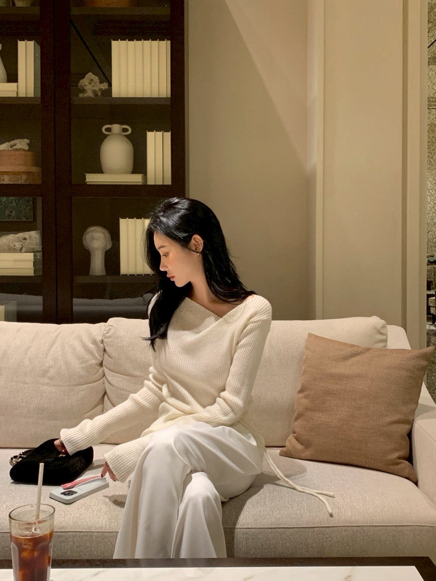 Fri. 秋冬設計感修身繫帶慵懶針織上衣 黑/米白