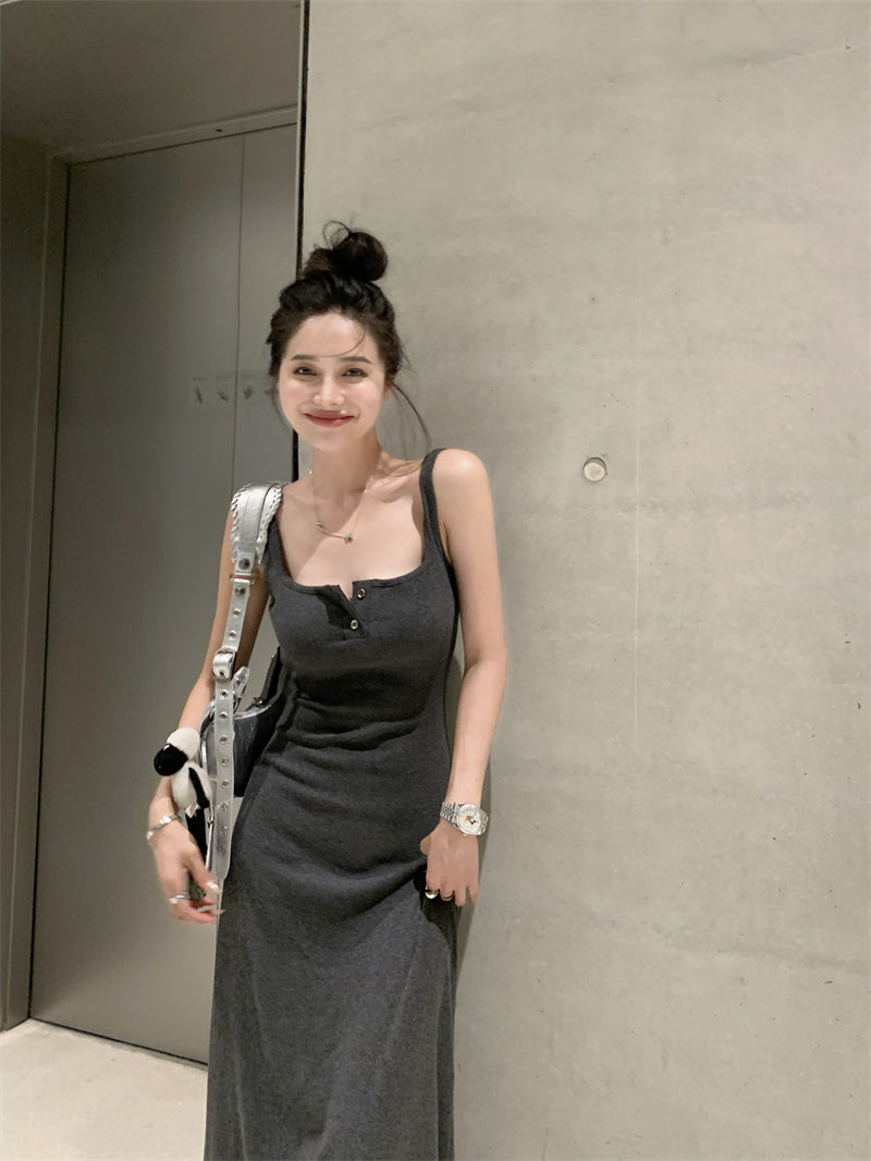 Sun. 百搭純色鈕扣連身裙 灰