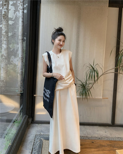 Tue. 打工人百搭長白裙