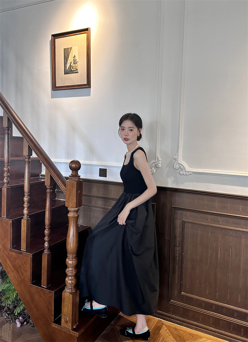 Fri. 優雅極簡圓領寬肩背心洋裝 黑