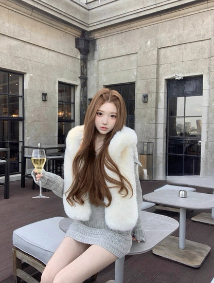 Tue. 氣質冷女高雅灰大翻領口袋羊毛半裙套裝