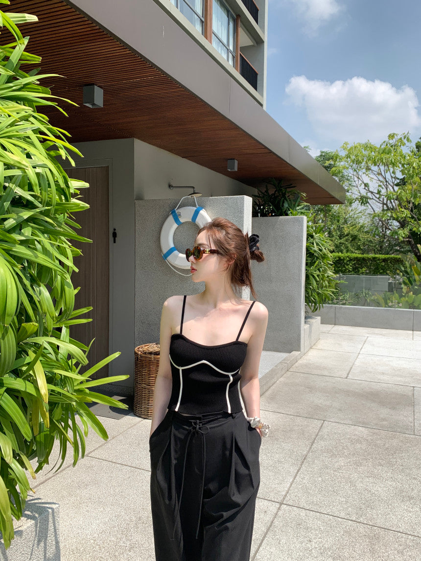 Thu. 撞色魚骨線針織背心 黑