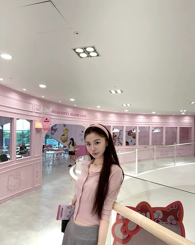 Fri. 簡單主義修身版型60支羊毛中袖單排上衣 燕麥/粉