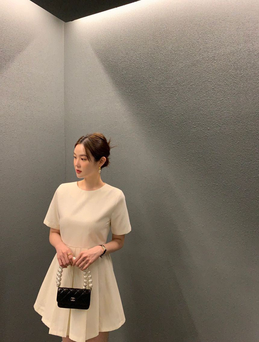 Tue. 高雅溫柔圓領百褶茶歇裙 杏