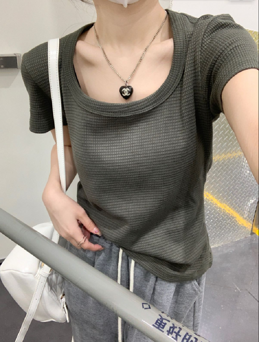 Wed. 大U領華夫格短版上衣 綠