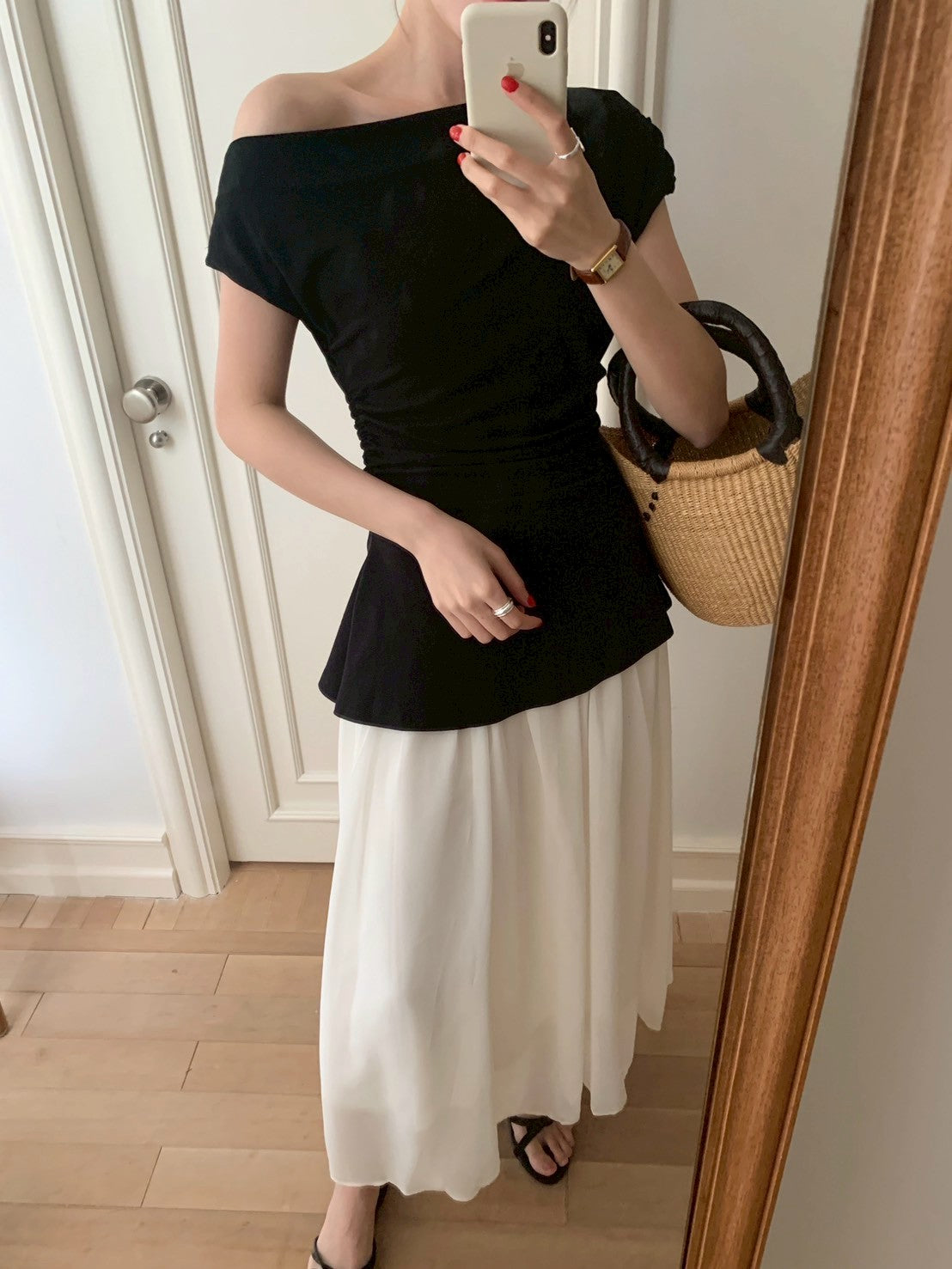 Mon. 韓chic高級斜肩黑白拼接連身裙