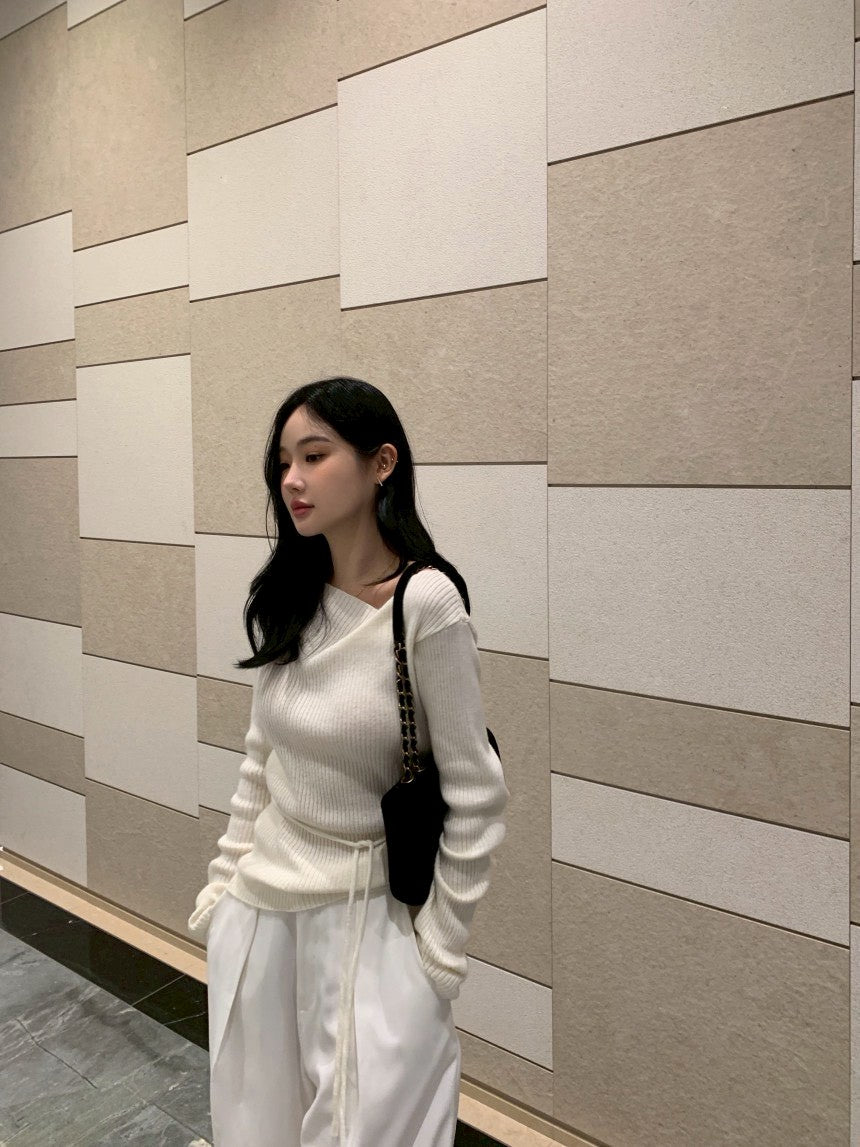 Fri. 秋冬設計感修身繫帶慵懶針織上衣 黑/米白