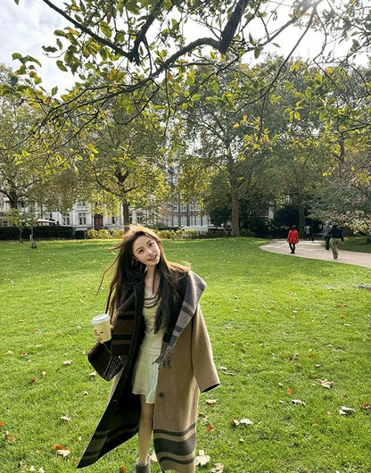 Fri. 可愛特調 蕾絲領鵝黃奶上衣