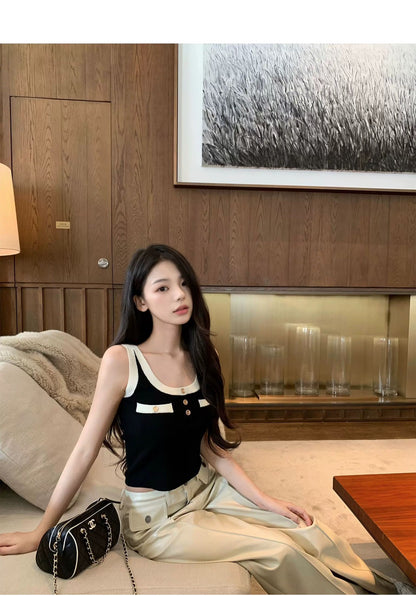 Thu. 黑白小香 明星同款金釦緊身針織背心