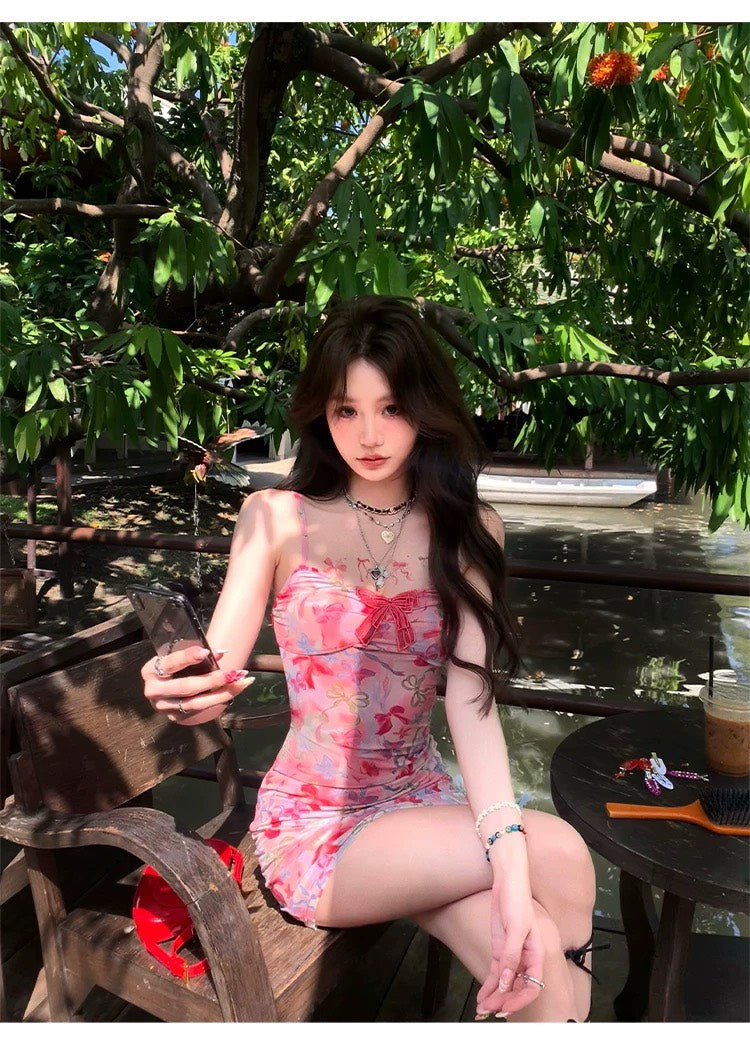 Mon. 蝴蝶逸逃Y2K風格彩繪細肩吊帶裙 粉