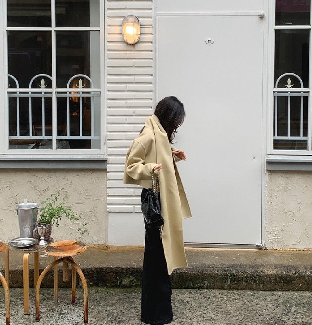 Mon. 各色百搭!優雅圍巾外套兩件套 奶卡