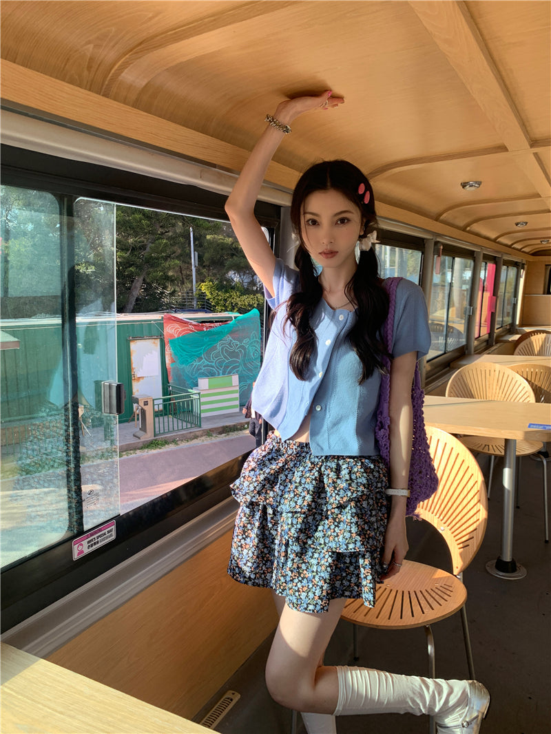 Thu. 方領針織鈕扣上衣 霧霾藍  蛋糕花裙