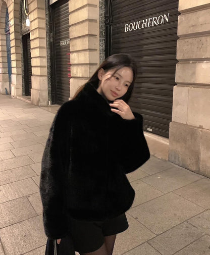 Mon. 毛絨輕奢百搭仿兔絨外套 杏/黑