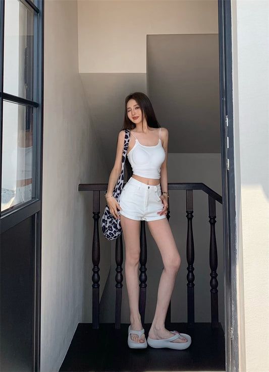 Mon. 休閒百搭高腰修身短褲 白