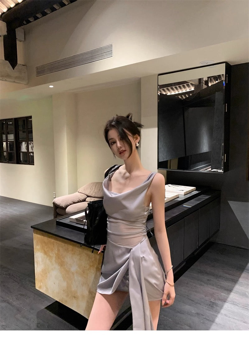 Sun. 落幕星河 緞面性感網紗拼接墜感連身裙