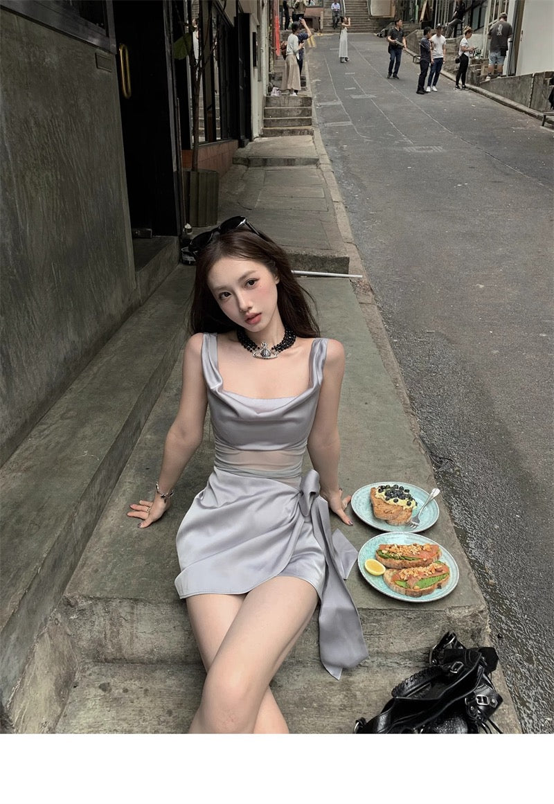 Sun. 落幕星河 緞面性感網紗拼接墜感連身裙