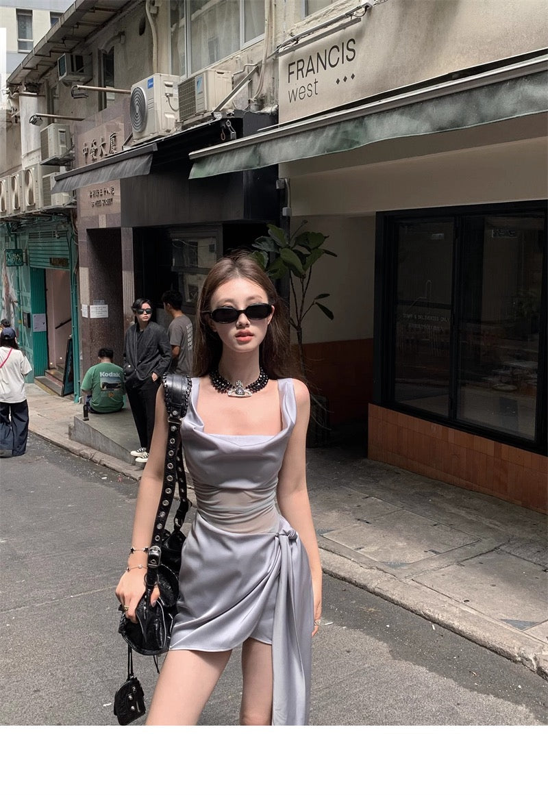 Sun. 落幕星河 緞面性感網紗拼接墜感連身裙