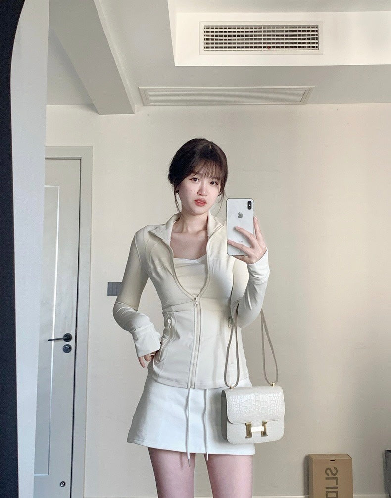 Mon. 顯瘦高彈力瑜伽外套 白/藍