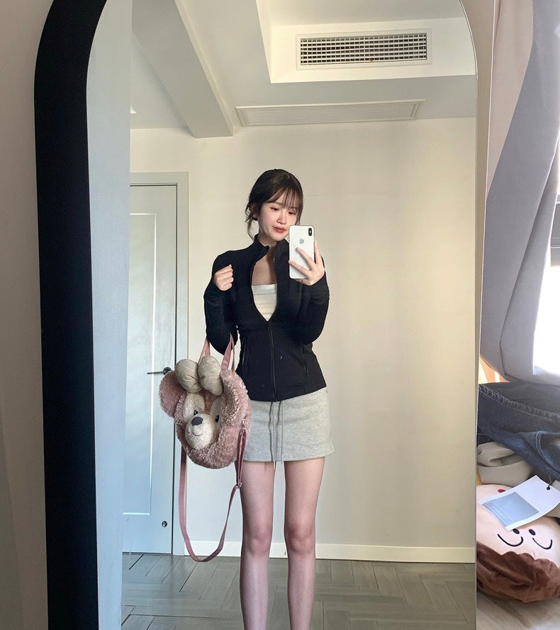 Mon. 顯瘦高彈力瑜伽外套 黑