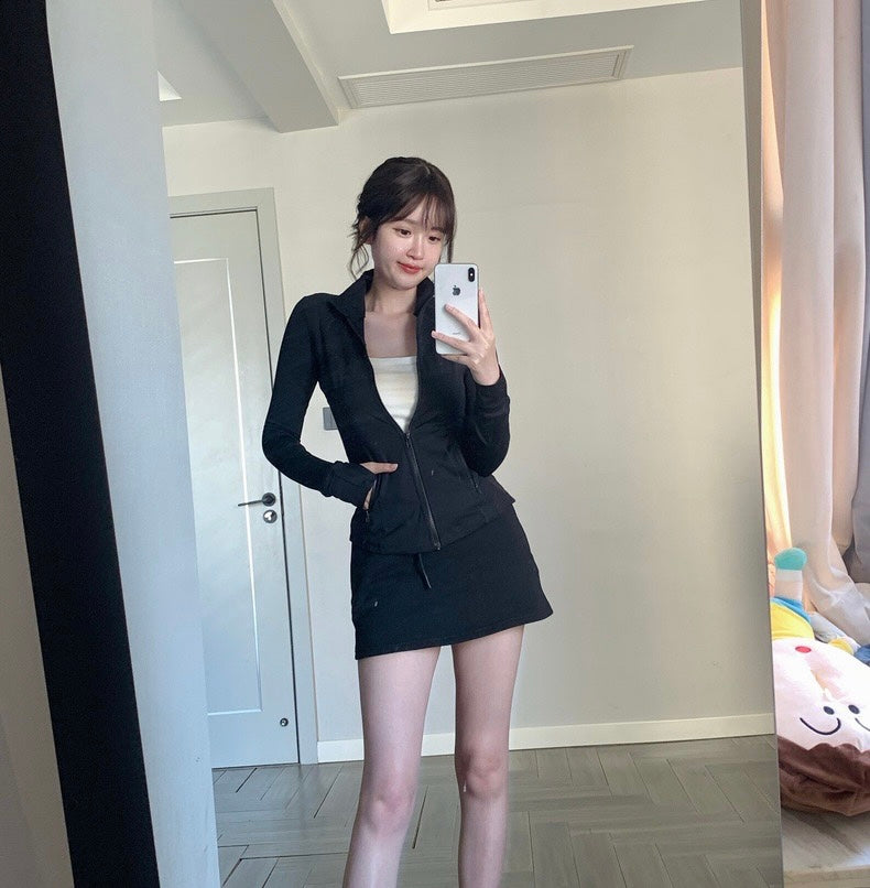 Mon. 顯瘦高彈力瑜伽外套 黑