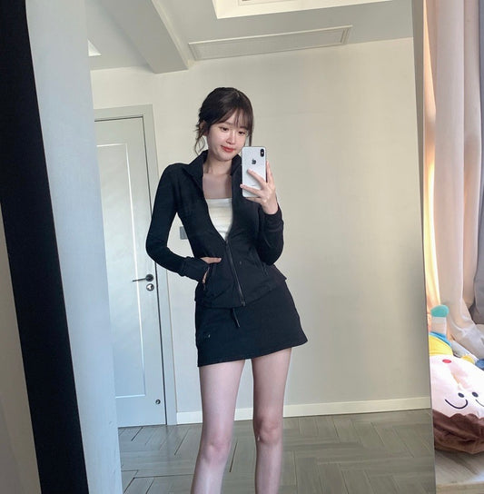 Mon. 顯瘦高彈力瑜伽外套 黑