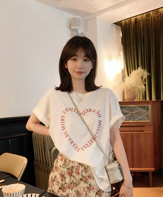 Wed. 休閒寬鬆字母愛心圓領T 白